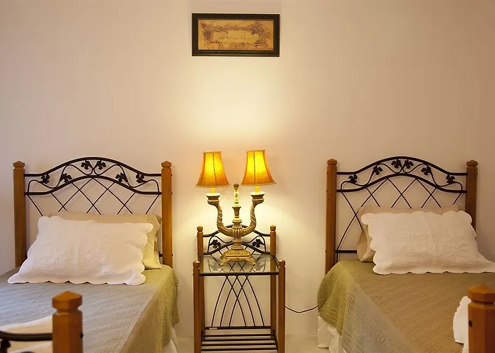 Eleni's Village Klouvas