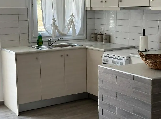 Eleni's Village Apartamento Klouvas