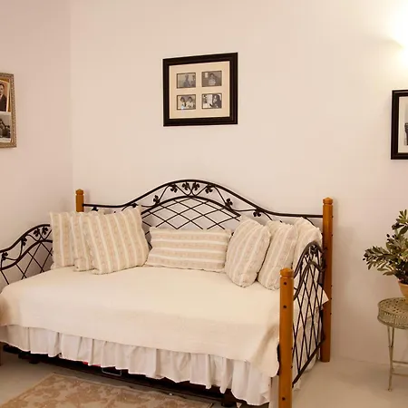 Apartment Eleni's Village Klouvas