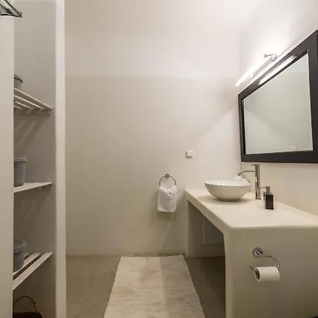 Eleni's Village Apartmán Klouvas